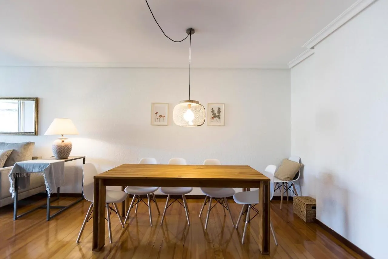 Barealde. Ideal Para Viajar En Familia. Hondarribia Spain
